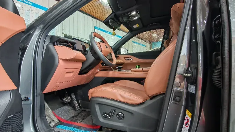 2025 ChangAn UNI-Z 1.5T 188HP L4 7DCT,autocango,china used car exporter,china ev exporter,chinese used car exporter,chinese used ev exporter