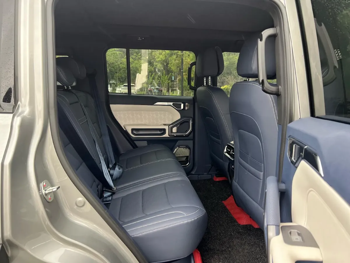 2024 Jetour ShanHai TravellerC-DM 1.5T 156HP L4 3DHT PHEV 43.24KWH,autocango,china used car exporter,china ev exporter,chinese used car exporter,chinese used ev exporter