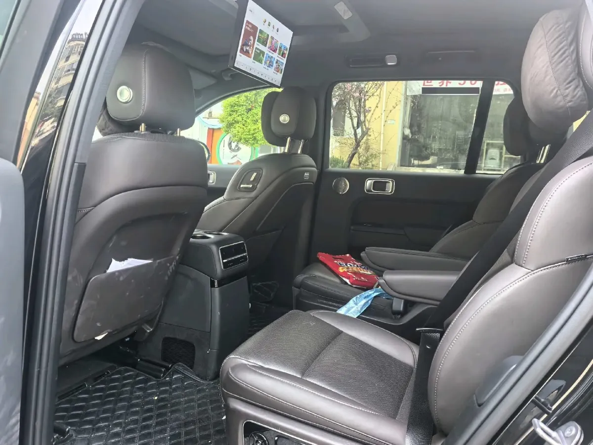 2022 Li L9 Range Extended 154HP REEV 42.6KWH,autocango,china used car exporter,china ev exporter,chinese used car exporter,chinese used ev exporter