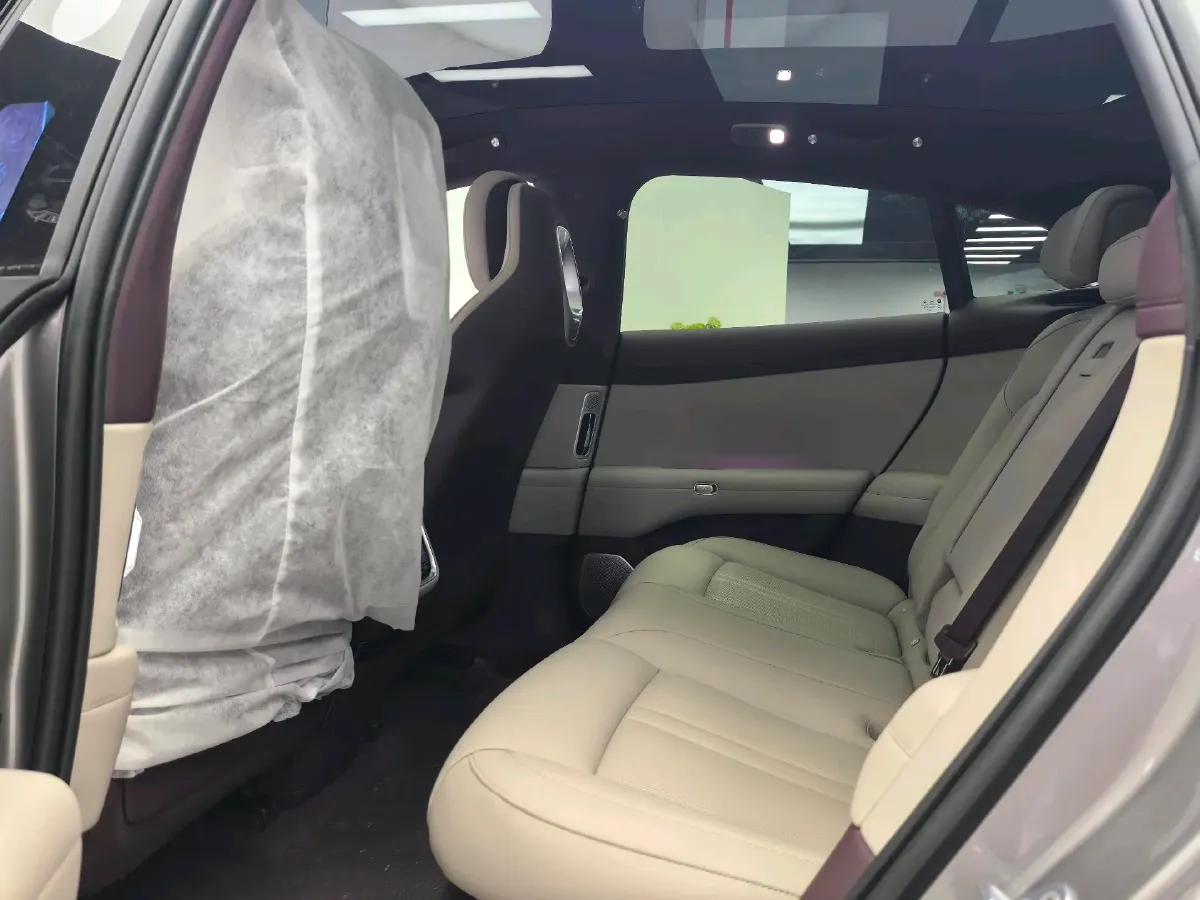 2025 MI YU7 BEV 96.3KWH,autocango,china used car exporter,china ev exporter,chinese used car exporter,chinese used ev exporter