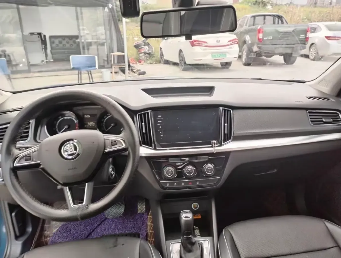2022 Skoda Kamiq 1.5L 112HP L4 6AT,autocango,china used car exporter,china ev exporter,chinese used car exporter,chinese used ev exporter