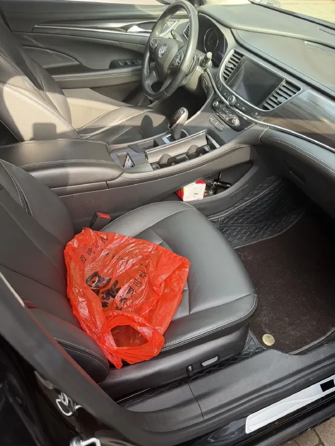 2020 Buick Larcosse 2.0T 237HP L4 9AT,autocango,china used car exporter,china ev exporter,chinese used car exporter,chinese used ev exporter