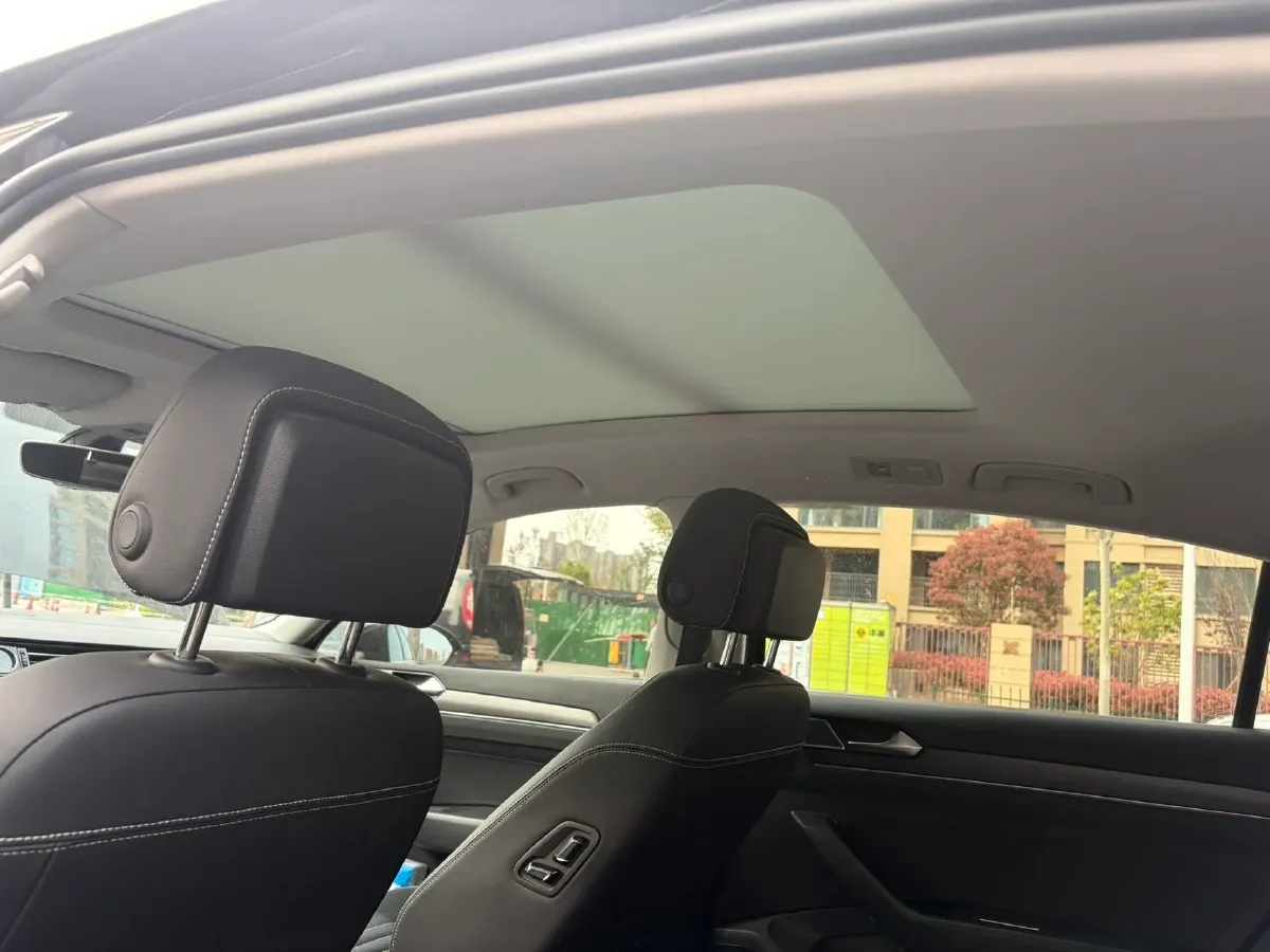 2020 Volkswagen Magotan 2.0T 186HP L4 7DCT,autocango,china used car exporter,china ev exporter,chinese used car exporter,chinese used ev exporter