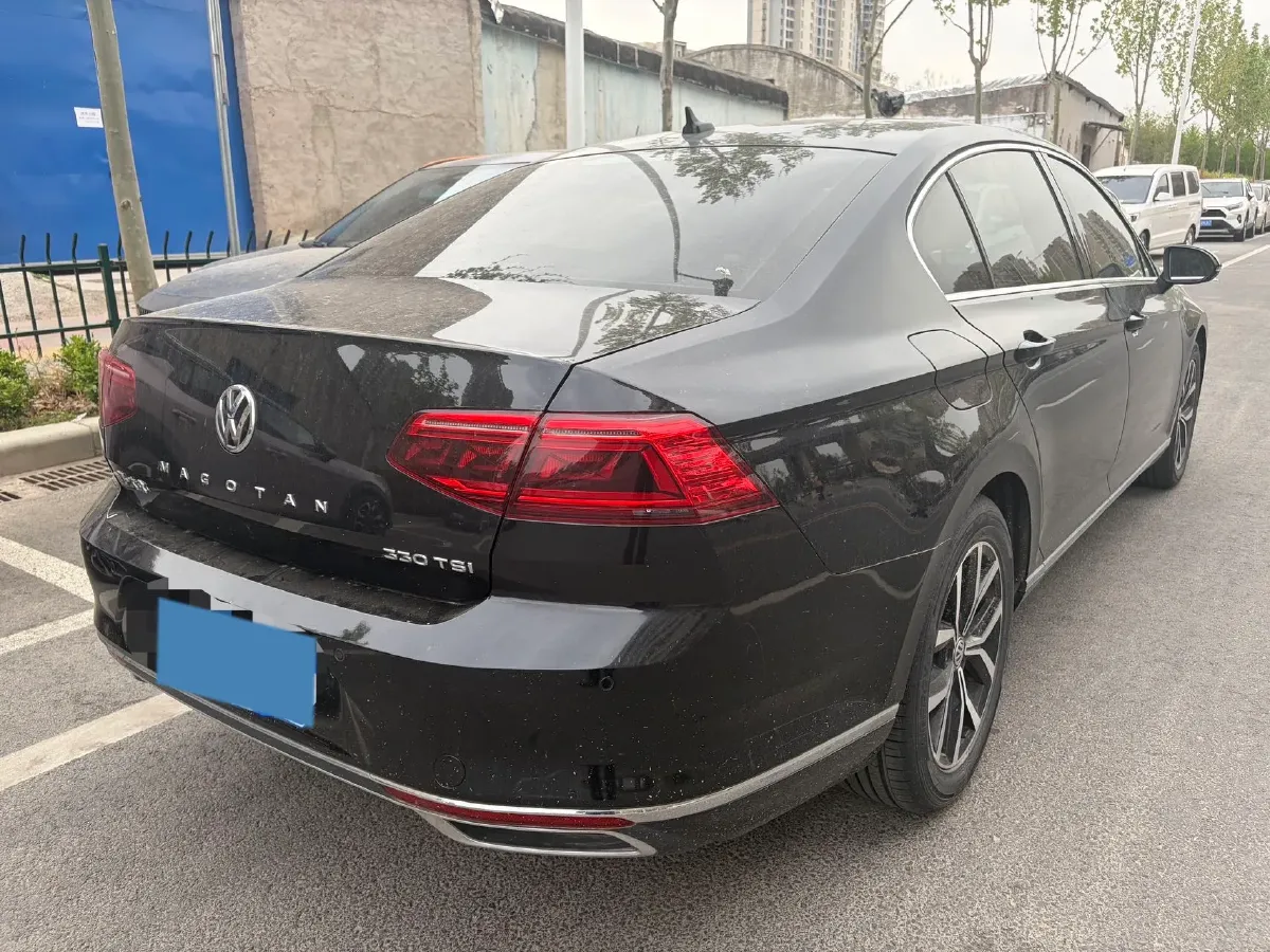 2020 Volkswagen Magotan 2.0T 186HP L4 7DCT,autocango,china used car exporter,china ev exporter,chinese used car exporter,chinese used ev exporter