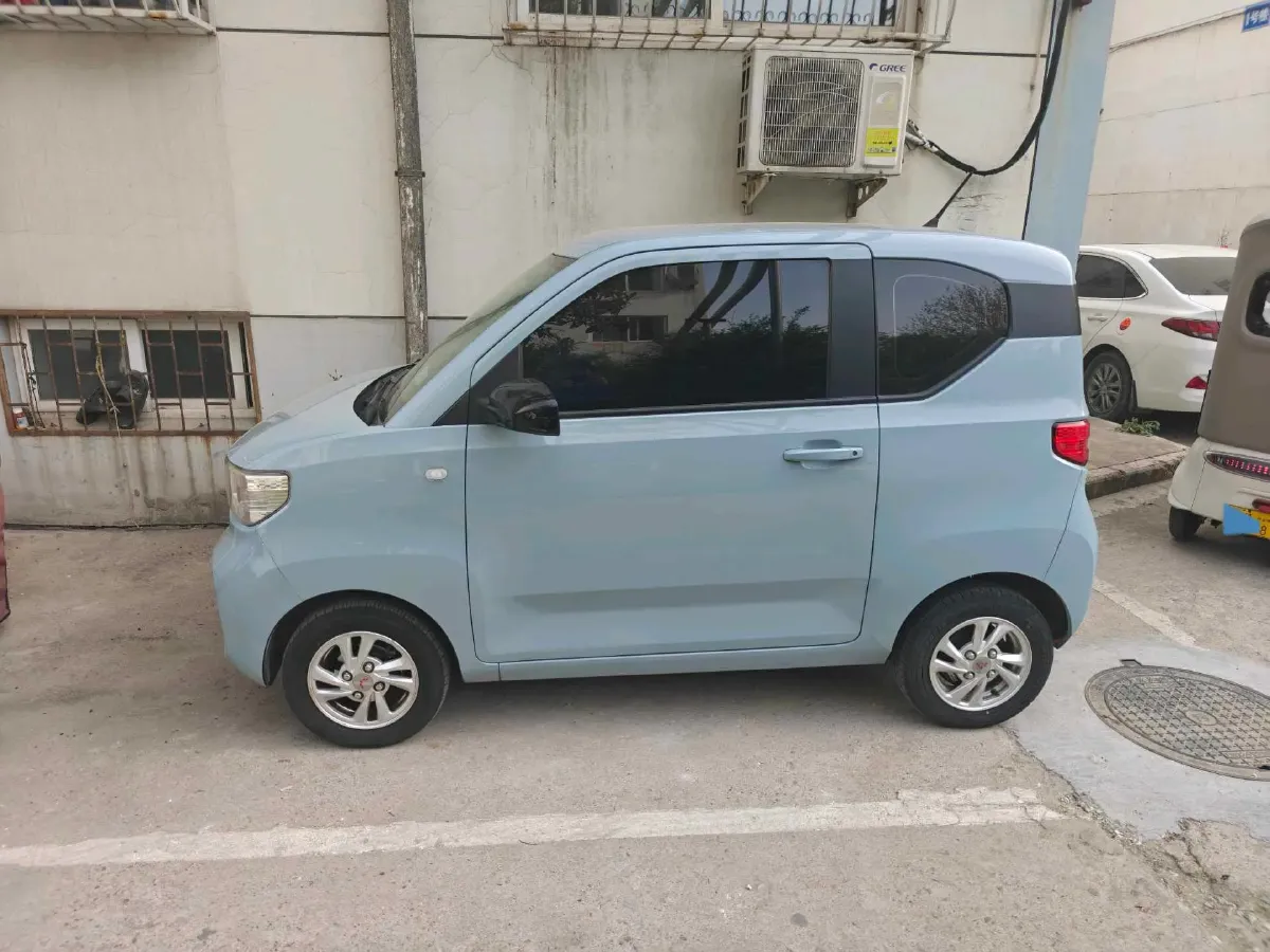 2020 WuLing HongGuang MINI EV BEV 9KWH,autocango,china used car exporter,china ev exporter,chinese used car exporter,chinese used ev exporter