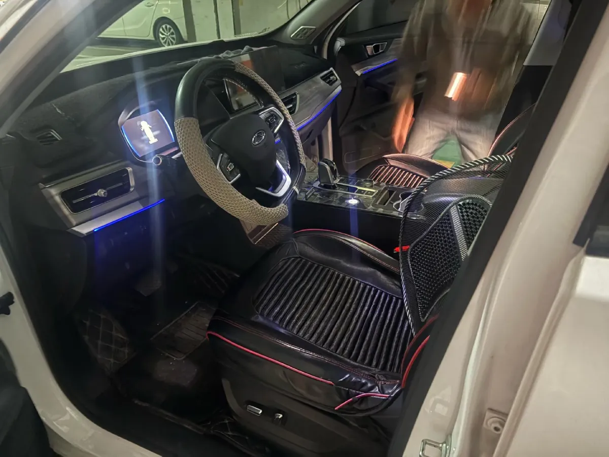 2021 Chery Tiggo 8 1.6T 197HP L4 7DCT,autocango,china used car exporter,china ev exporter,chinese used car exporter,chinese used ev exporter