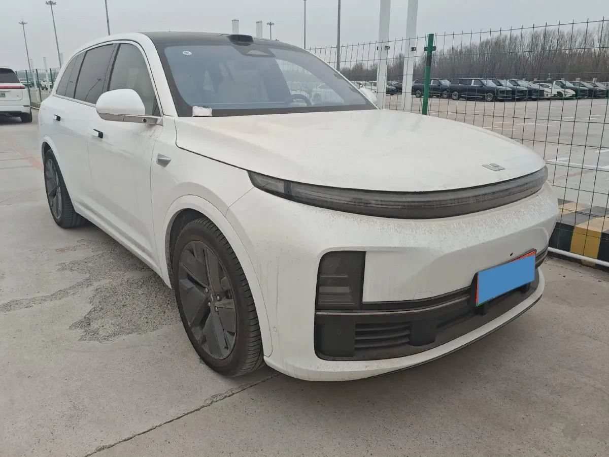 2025 Li L7 Range Extended 154HP REEV,autocango,china used car exporter,china ev exporter,chinese used car exporter,chinese used ev exporter