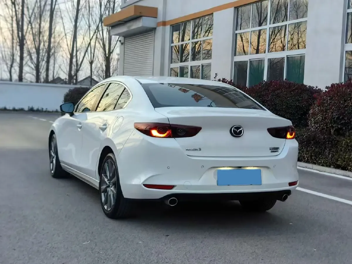 2022 Mazda 3 Axela 2.0L 158HP L4 6AT,autocango,china used car exporter,china ev exporter,chinese used car exporter,chinese used ev exporter