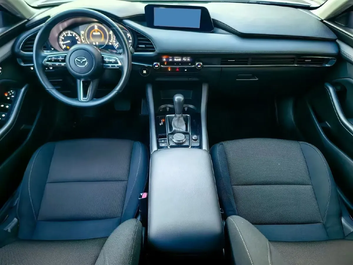 2022 Mazda 3 Axela 2.0L 158HP L4 6AT,autocango,china used car exporter,china ev exporter,chinese used car exporter,chinese used ev exporter