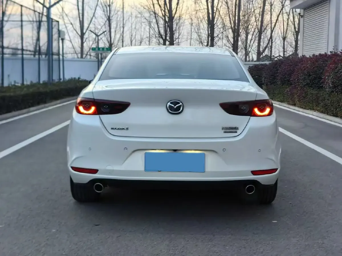 2022 Mazda 3 Axela 2.0L 158HP L4 6AT,autocango,china used car exporter,china ev exporter,chinese used car exporter,chinese used ev exporter