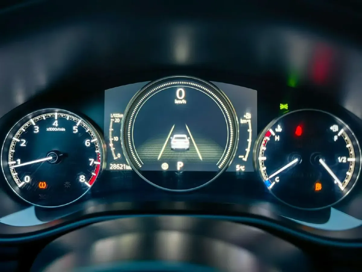 2022 Mazda 3 Axela 2.0L 158HP L4 6AT,autocango,china used car exporter,china ev exporter,chinese used car exporter,chinese used ev exporter