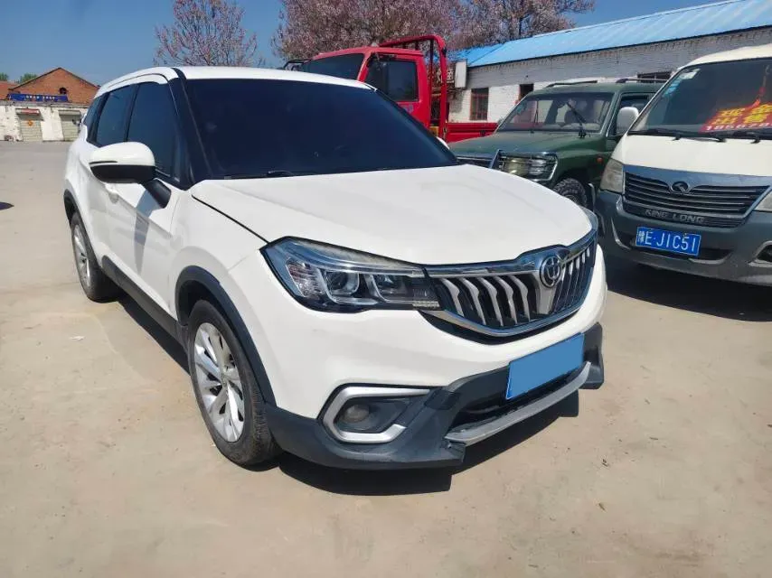 2017 Brilliance Auto V3 1.5L 112HP L4 5AT,autocango,china used car exporter,china ev exporter,chinese used car exporter,chinese used ev exporter