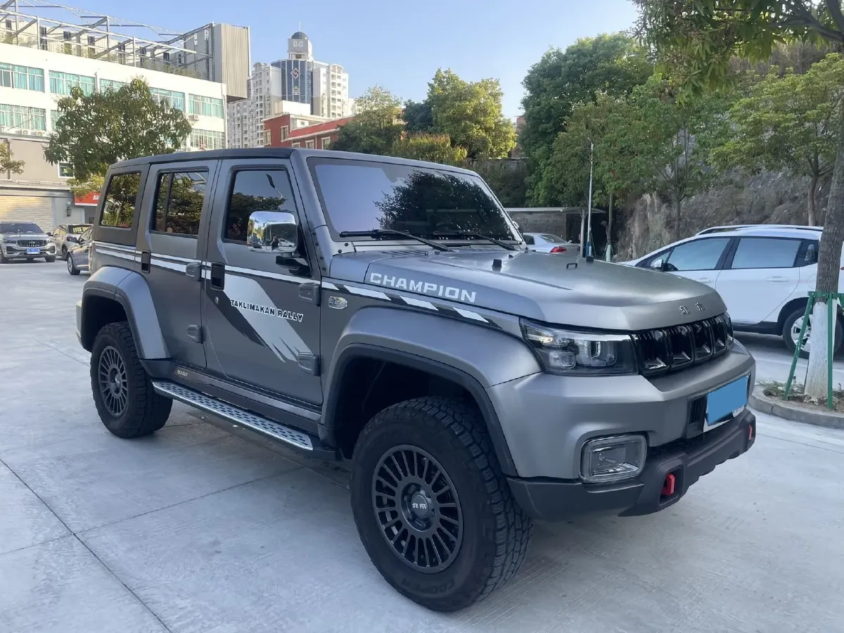2023 Beijing BJ40 2.0T 224HP L4 8AT,autocango,china used car exporter,china ev exporter,chinese used car exporter,chinese used ev exporter