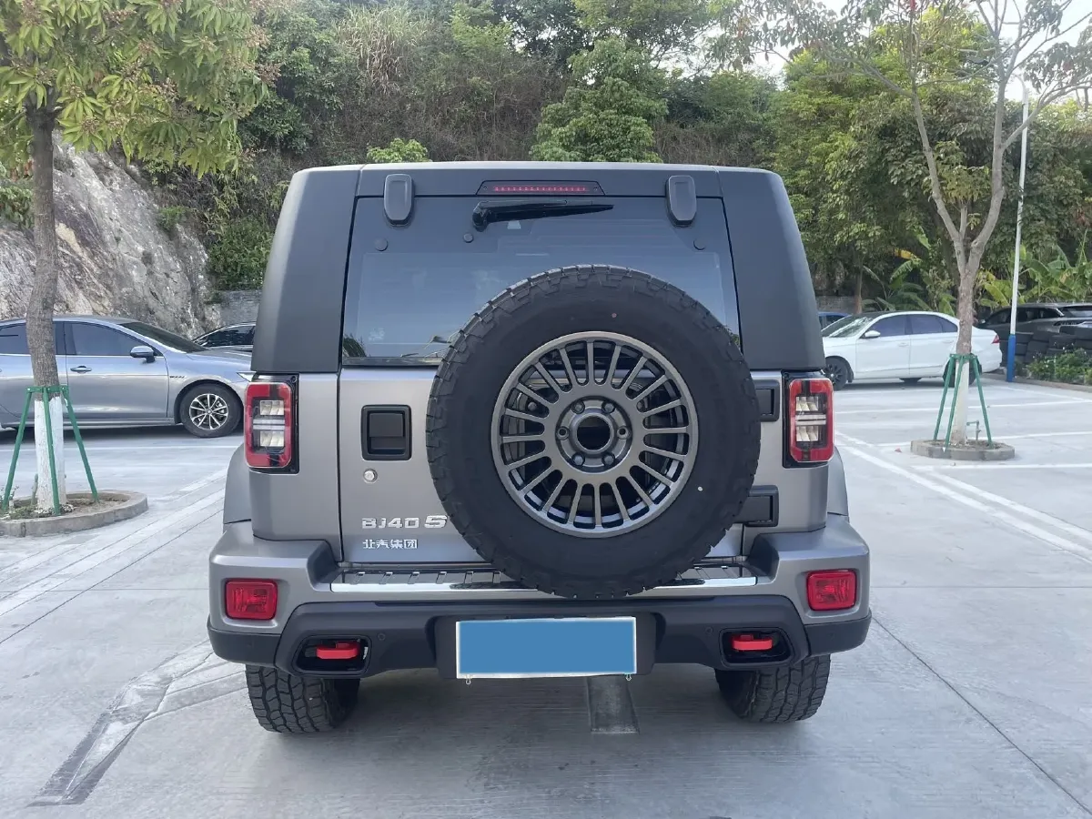 2023 Beijing BJ40 2.0T 224HP L4 8AT,autocango,china used car exporter,china ev exporter,chinese used car exporter,chinese used ev exporter