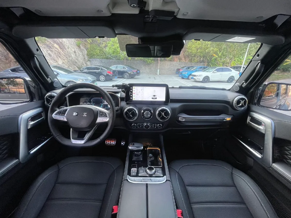 2023 Beijing BJ40 2.0T 224HP L4 8AT,autocango,china used car exporter,china ev exporter,chinese used car exporter,chinese used ev exporter