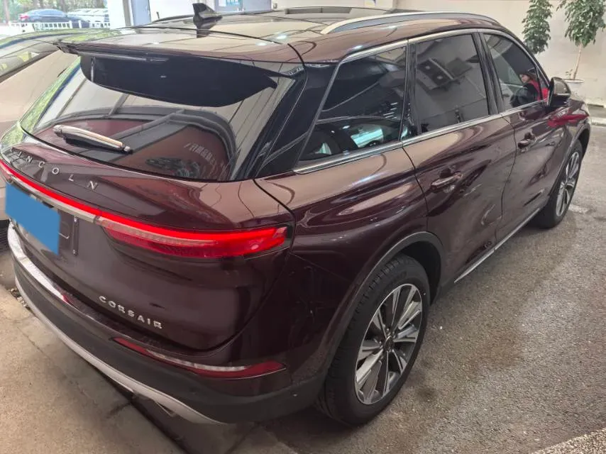 2023 Lincoln Corsair 2.0T 261HP L4 8AT,autocango,china used car exporter,china ev exporter,chinese used car exporter,chinese used ev exporter