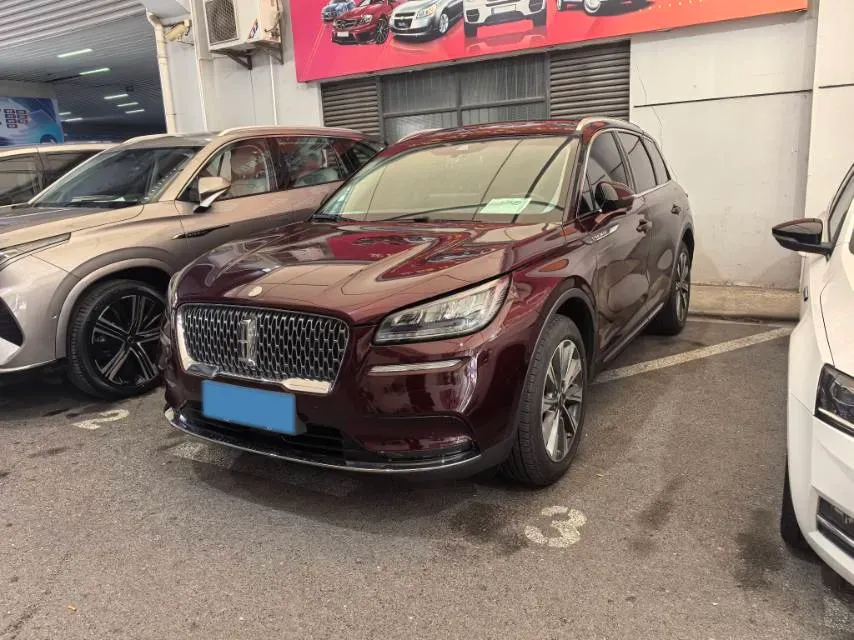 2023 Lincoln Corsair 2.0T 261HP L4 8AT,autocango,china used car exporter,china ev exporter,chinese used car exporter,chinese used ev exporter