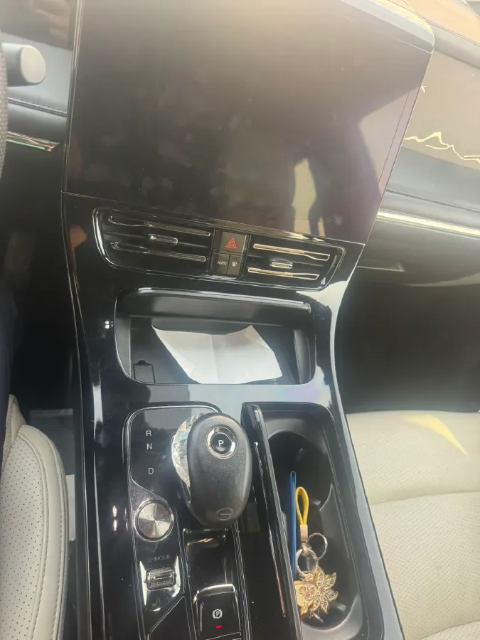 2023 GAC Trumpchi M8 2.0T 190HP L4 E-CVT Hybrid,autocango,china used car exporter,china ev exporter,chinese used car exporter,chinese used ev exporter