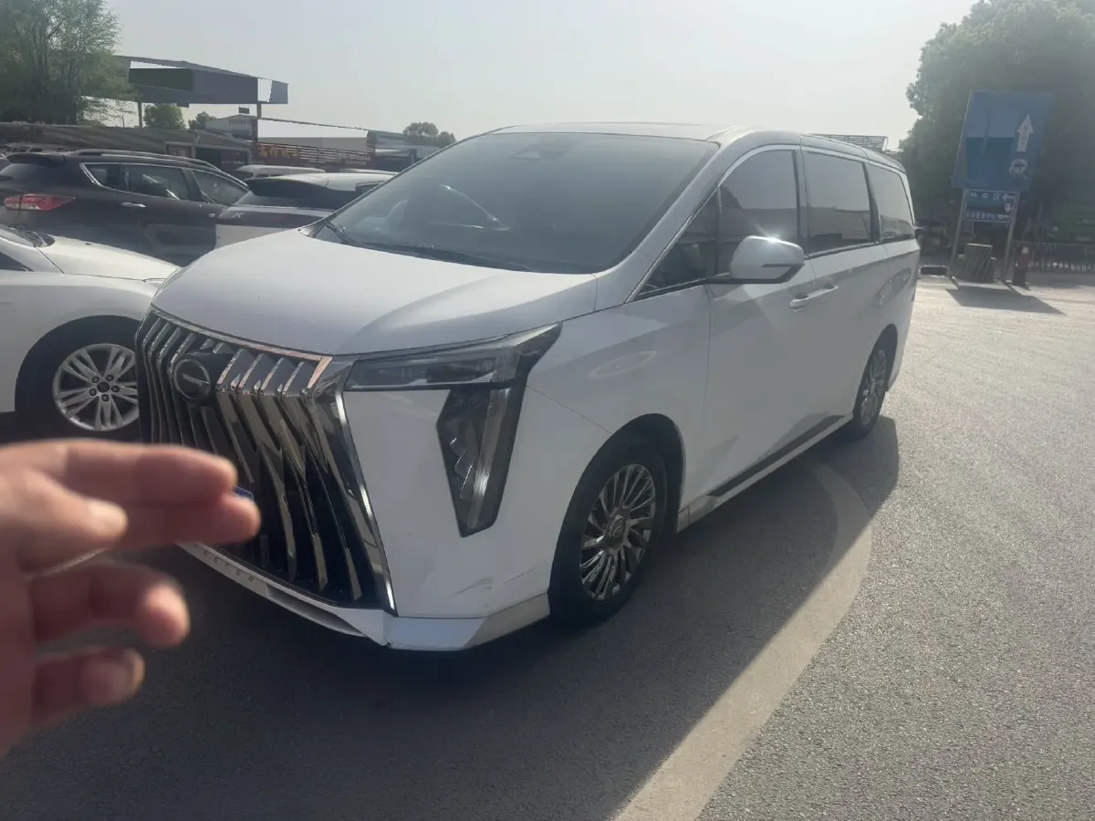 2023 GAC Trumpchi M8 2.0T 190HP L4 E-CVT Hybrid,autocango,china used car exporter,china ev exporter,chinese used car exporter,chinese used ev exporter