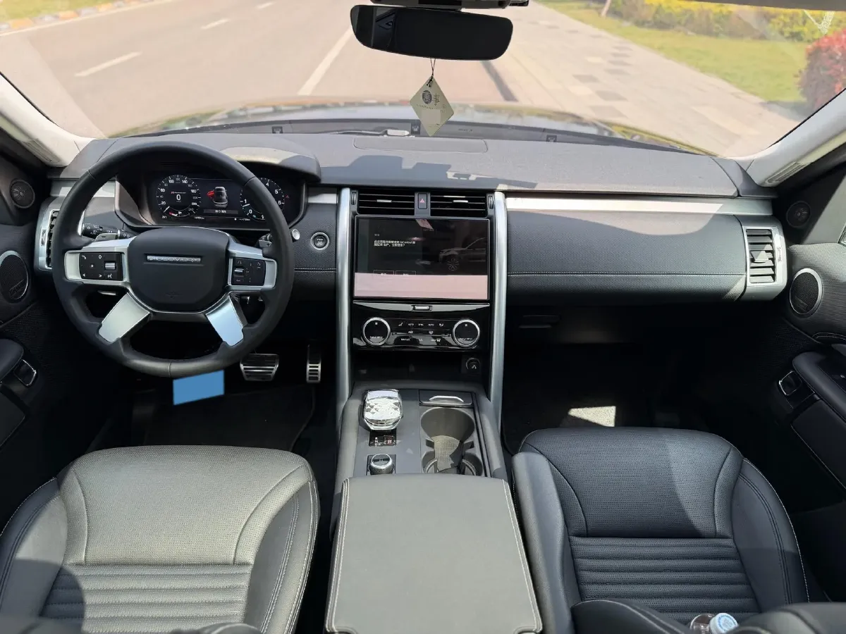 2023 Land Rover Discovery 3.0T 360HP L6 8AT,autocango,china used car exporter,china ev exporter,chinese used car exporter,chinese used ev exporter