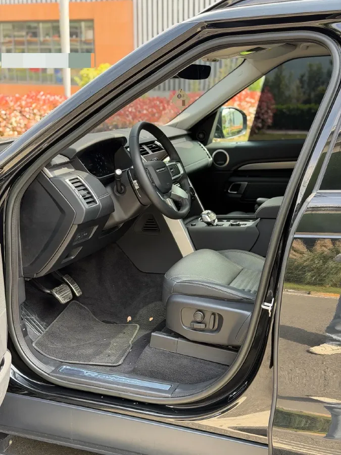 2023 Land Rover Discovery 3.0T 360HP L6 8AT,autocango,china used car exporter,china ev exporter,chinese used car exporter,chinese used ev exporter