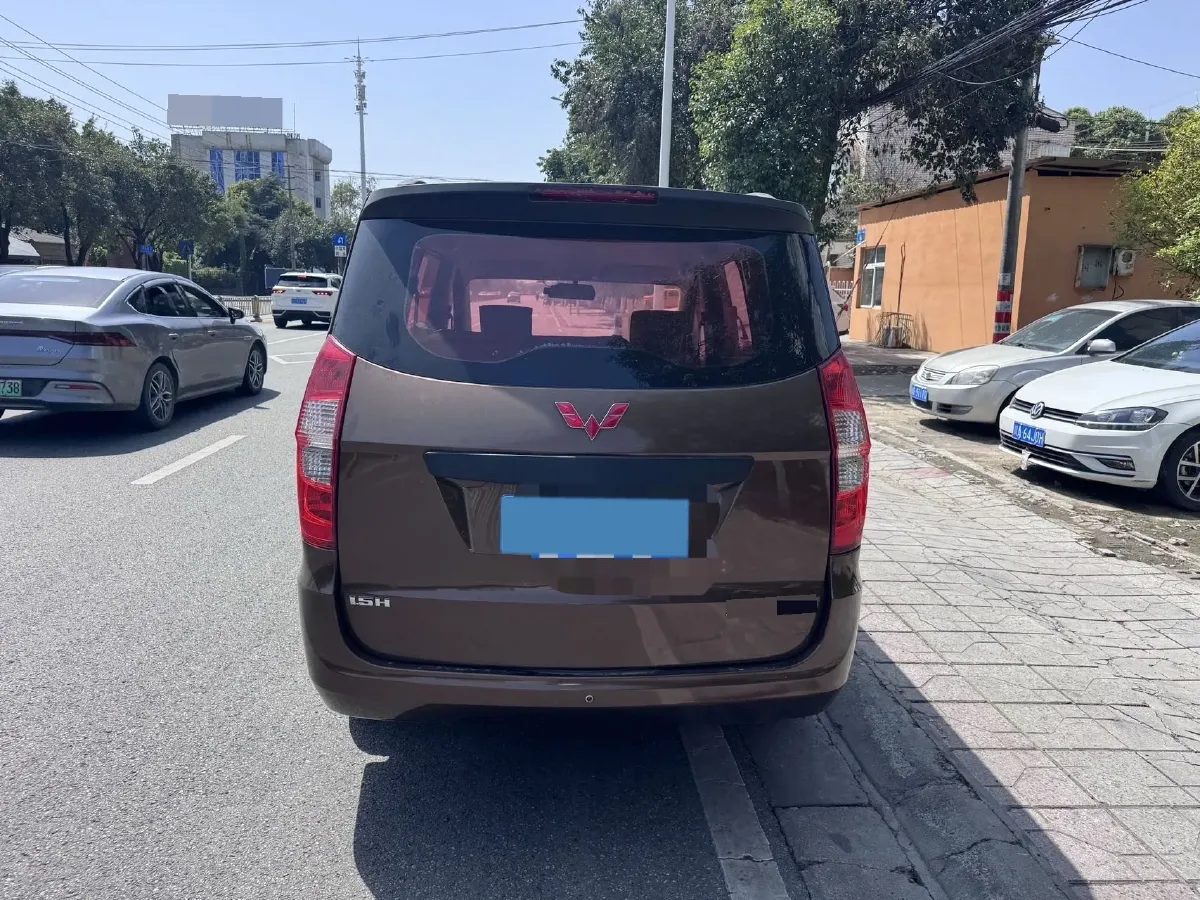 2018 WuLing HongGuang 1.5L 105HP L4 5MT,autocango,china used car exporter,china ev exporter,chinese used car exporter,chinese used ev exporter