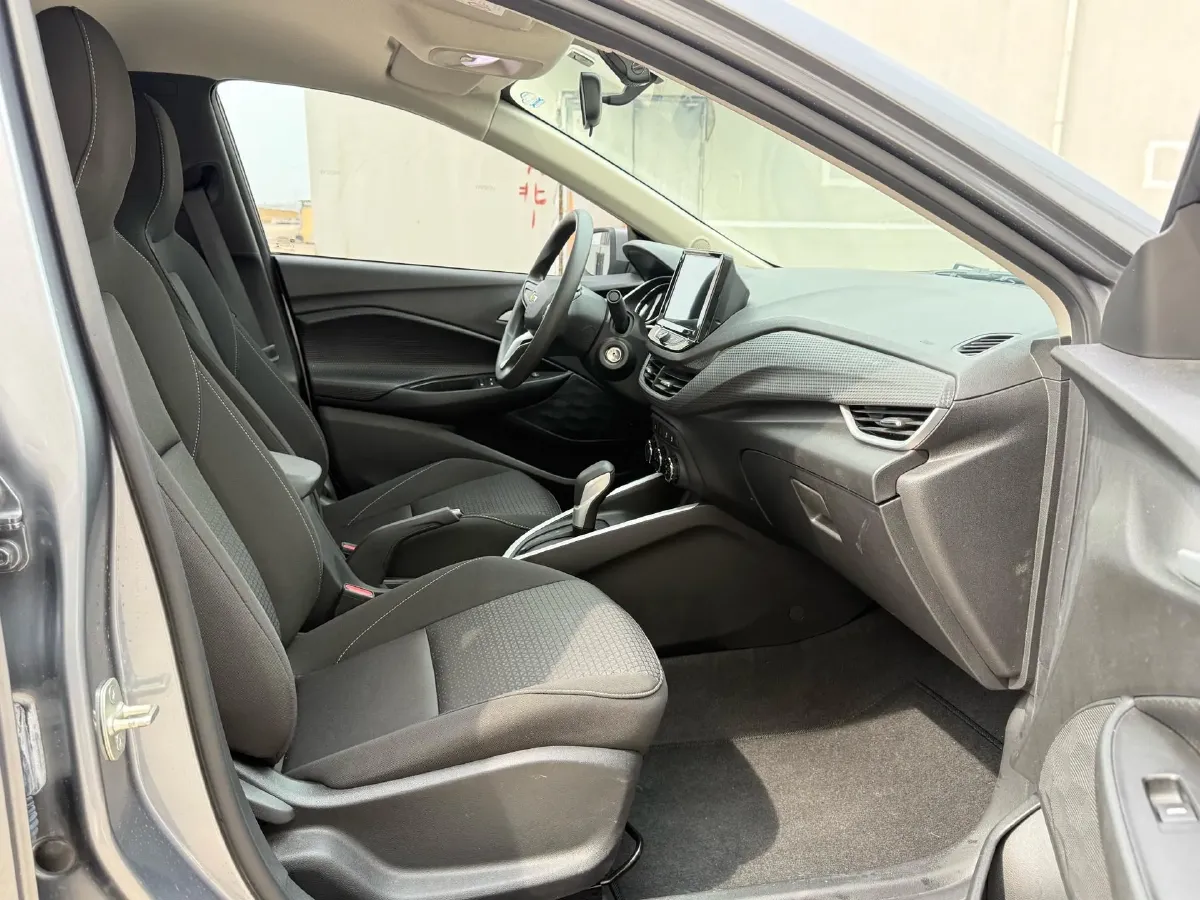 2020 Chevrolet Cavalier 1.0T 125HP L3 6AT,autocango,china used car exporter,china ev exporter,chinese used car exporter,chinese used ev exporter