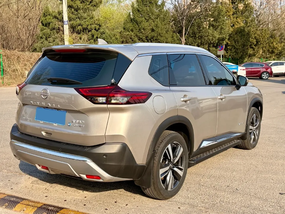 2023 Nissan X-Trail 1.5T 144HP L3 Hybrid,autocango,china used car exporter,china ev exporter,chinese used car exporter,chinese used ev exporter