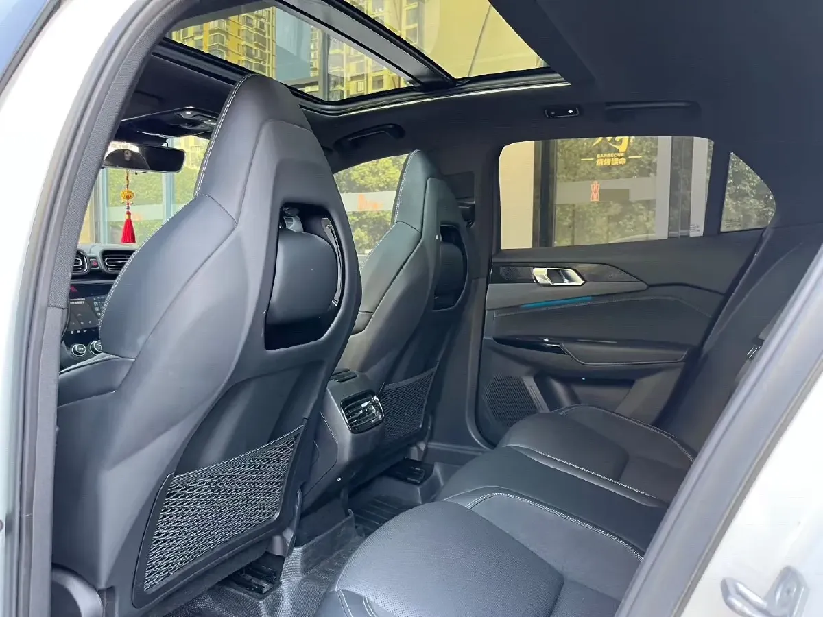 2022 LYNK&CO 03 1.5T 180HP L3 7DCT,autocango,china used car exporter,china ev exporter,chinese used car exporter,chinese used ev exporter