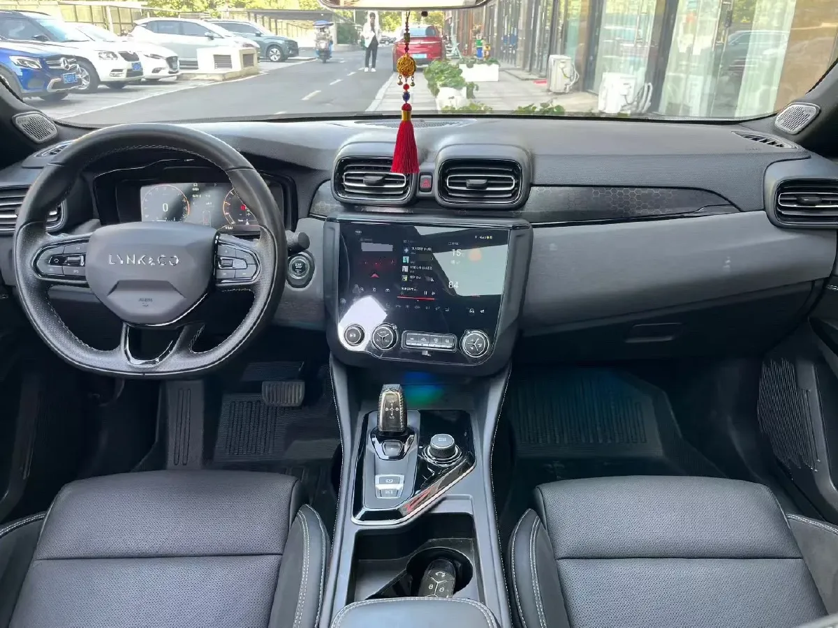 2022 LYNK&CO 03 1.5T 180HP L3 7DCT,autocango,china used car exporter,china ev exporter,chinese used car exporter,chinese used ev exporter