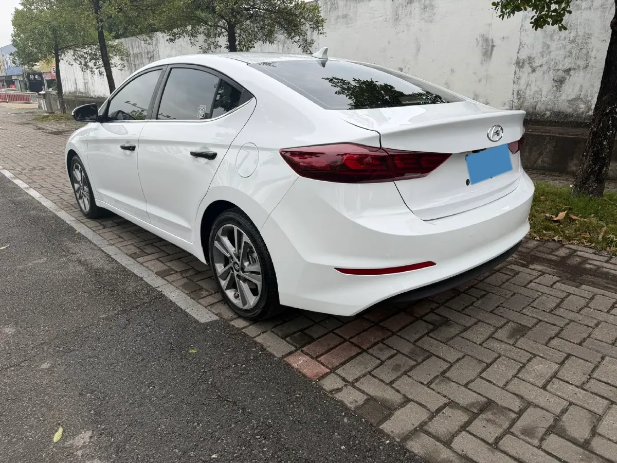 2020 Hyundai Elantra 1.5L 115HP L4 CVT,autocango,china used car exporter,china ev exporter,chinese used car exporter,chinese used ev exporter