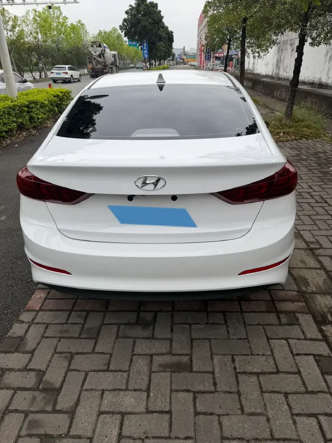 2020 Hyundai Elantra 1.5L 115HP L4 CVT,autocango,china used car exporter,china ev exporter,chinese used car exporter,chinese used ev exporter