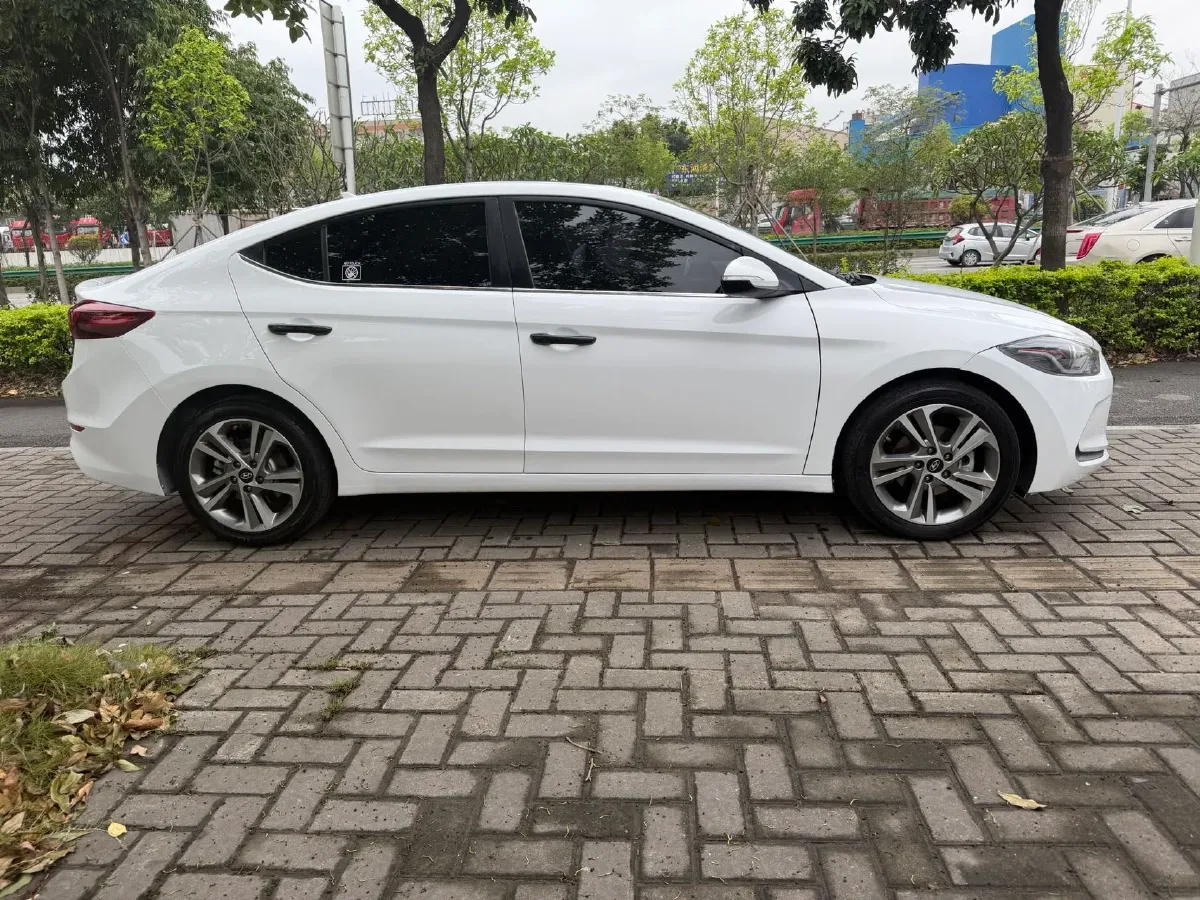 2020 Hyundai Elantra 1.5L 115HP L4 CVT,autocango,china used car exporter,china ev exporter,chinese used car exporter,chinese used ev exporter