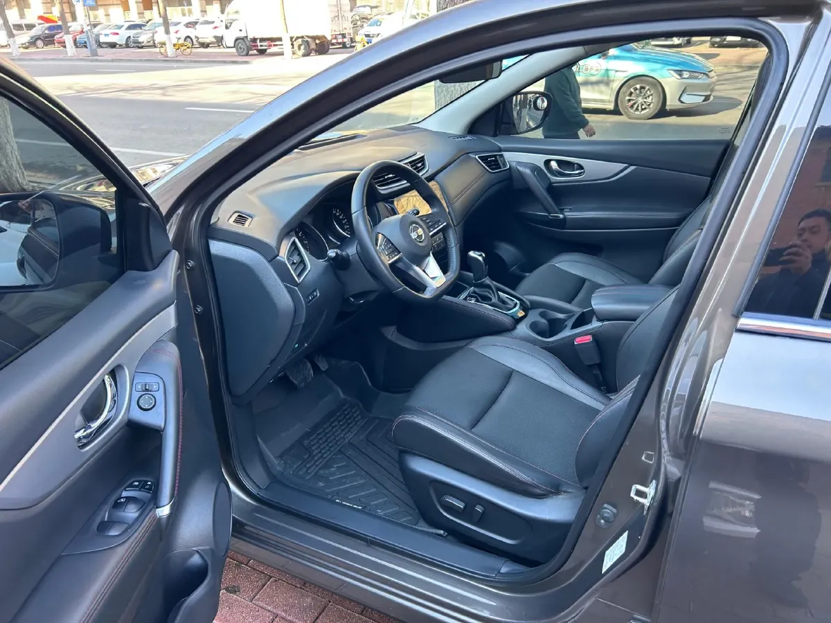 2019 Nissan Qashqai 2.0L 154HP L4 CVT,autocango,china used car exporter,china ev exporter,chinese used car exporter,chinese used ev exporter