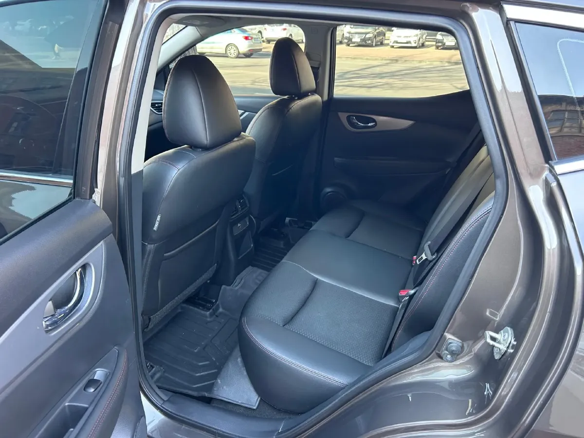 2019 Nissan Qashqai 2.0L 154HP L4 CVT,autocango,china used car exporter,china ev exporter,chinese used car exporter,chinese used ev exporter