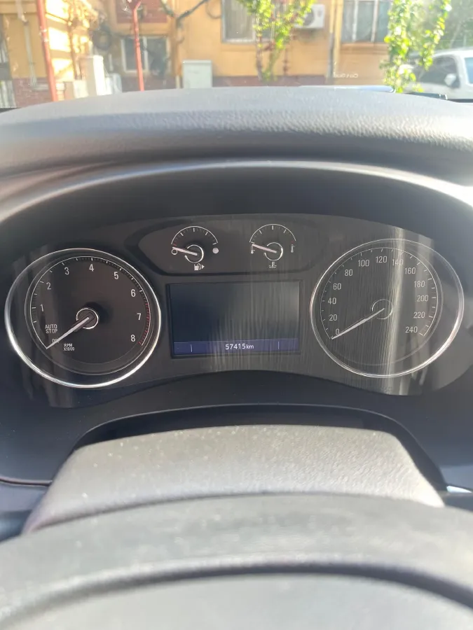 2021 Buick Larcosse 2.0T 237HP L4 9AT,autocango,china used car exporter,china ev exporter,chinese used car exporter,chinese used ev exporter