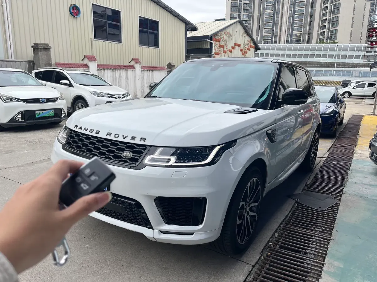 2021 Land Rover Range Rover Sport 3.0T 360HP L6 8AT,autocango,china used car exporter,china ev exporter,chinese used car exporter,chinese used ev exporter