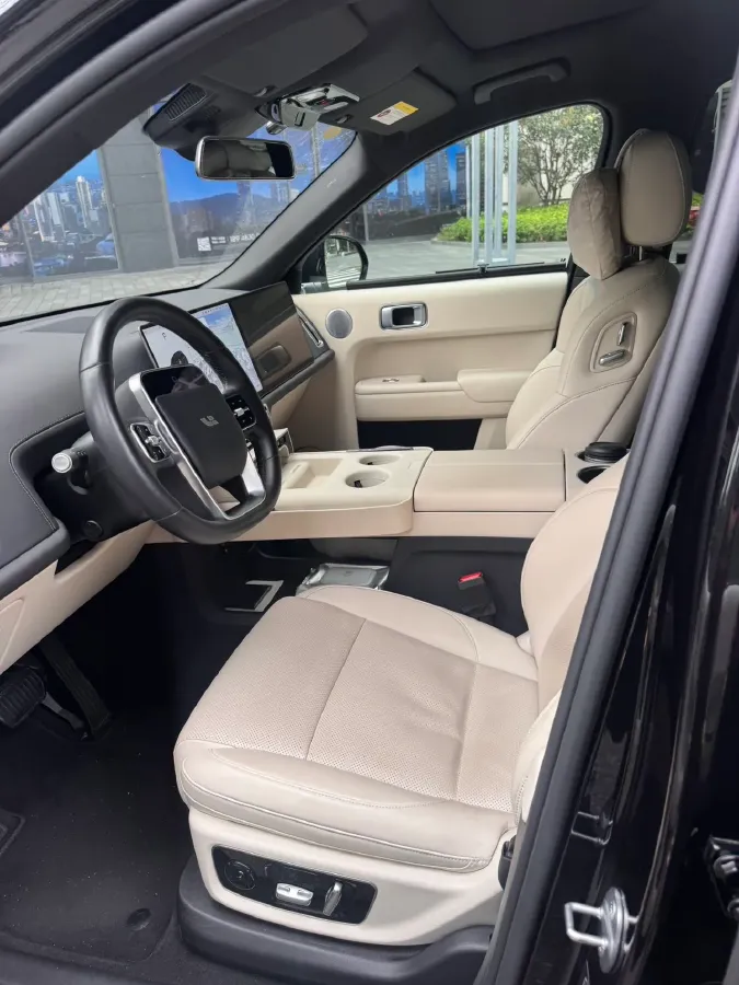 2024 Li L9 Range Extended 154HP REEV 52.3KWH,autocango,china used car exporter,china ev exporter,chinese used car exporter,chinese used ev exporter