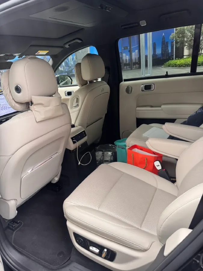 2024 Li L9 Range Extended 154HP REEV 52.3KWH,autocango,china used car exporter,china ev exporter,chinese used car exporter,chinese used ev exporter