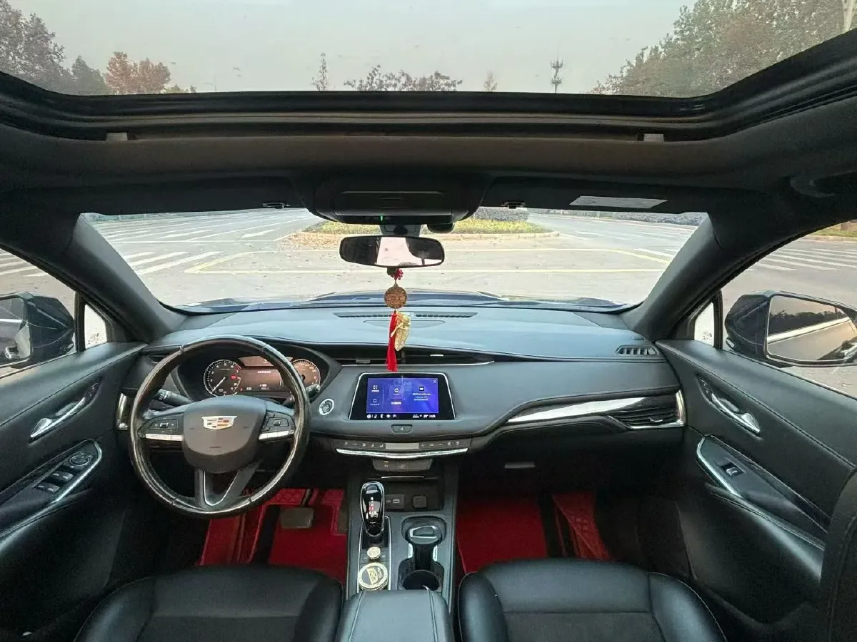 2021 Cadillac XT4 2.0T 237HP L4 9AT,autocango,china used car exporter,china ev exporter,chinese used car exporter,chinese used ev exporter