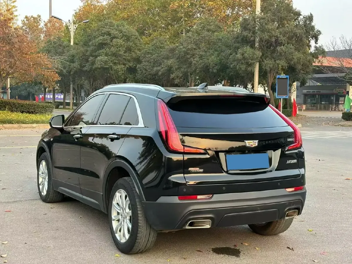 2021 Cadillac XT4 2.0T 237HP L4 9AT,autocango,china used car exporter,china ev exporter,chinese used car exporter,chinese used ev exporter