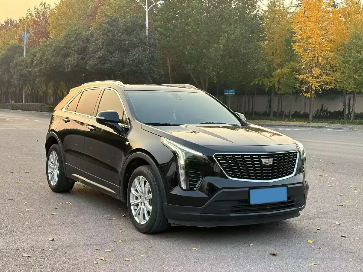 2021 Cadillac XT4 2.0T 237HP L4 9AT,autocango,china used car exporter,china ev exporter,chinese used car exporter,chinese used ev exporter