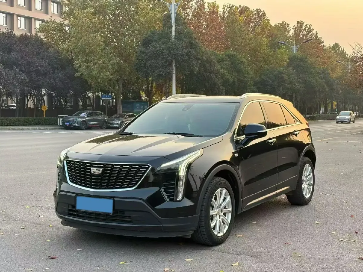 2021 Cadillac XT4 2.0T 237HP L4 9AT,autocango,china used car exporter,china ev exporter,chinese used car exporter,chinese used ev exporter