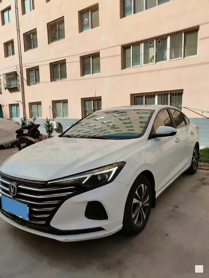 2020 ChangAn Eado 1.6L 128HP L4 5MT,autocango,china used car exporter,china ev exporter,chinese used car exporter,chinese used ev exporter