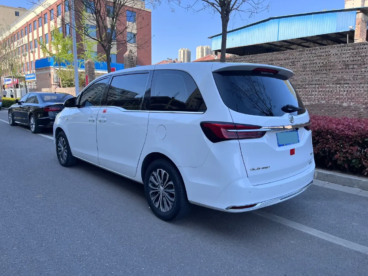 2021 Buick GL8 2.0T 237HP L4 9AT,autocango,china used car exporter,china ev exporter,chinese used car exporter,chinese used ev exporter