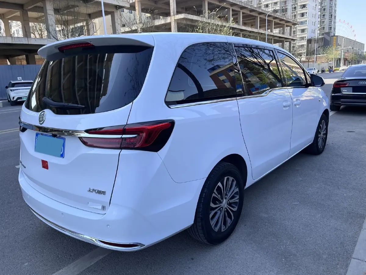 2021 Buick GL8 2.0T 237HP L4 9AT,autocango,china used car exporter,china ev exporter,chinese used car exporter,chinese used ev exporter
