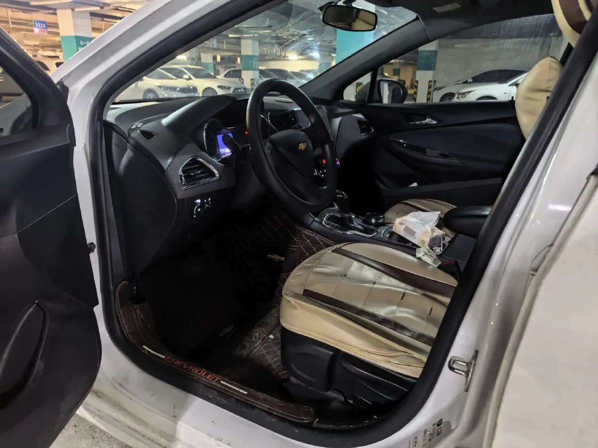 2018 Chevrolet Cruze 1.5L 114HP L4 6AT,autocango,china used car exporter,china ev exporter,chinese used car exporter,chinese used ev exporter