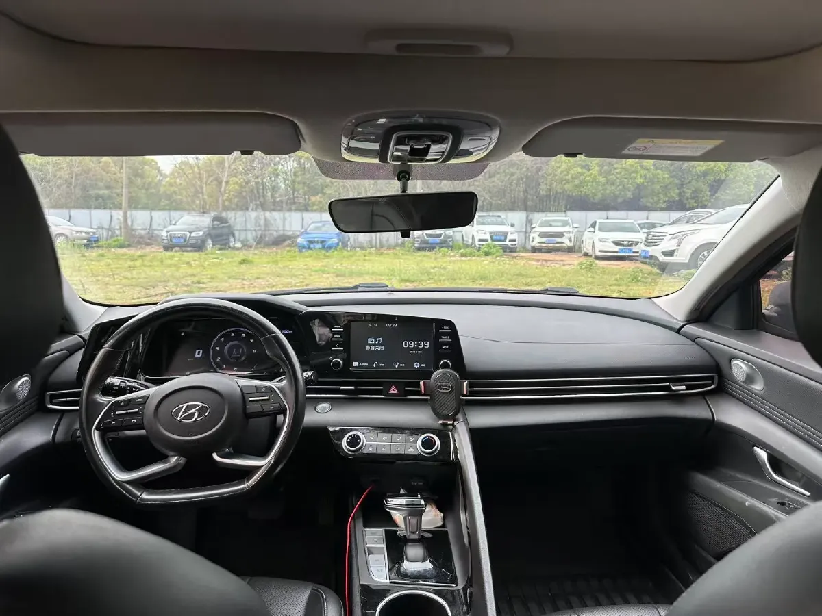 2021 Hyundai Elantra 1.5L 115HP L4 CVT,autocango,china used car exporter,china ev exporter,chinese used car exporter,chinese used ev exporter