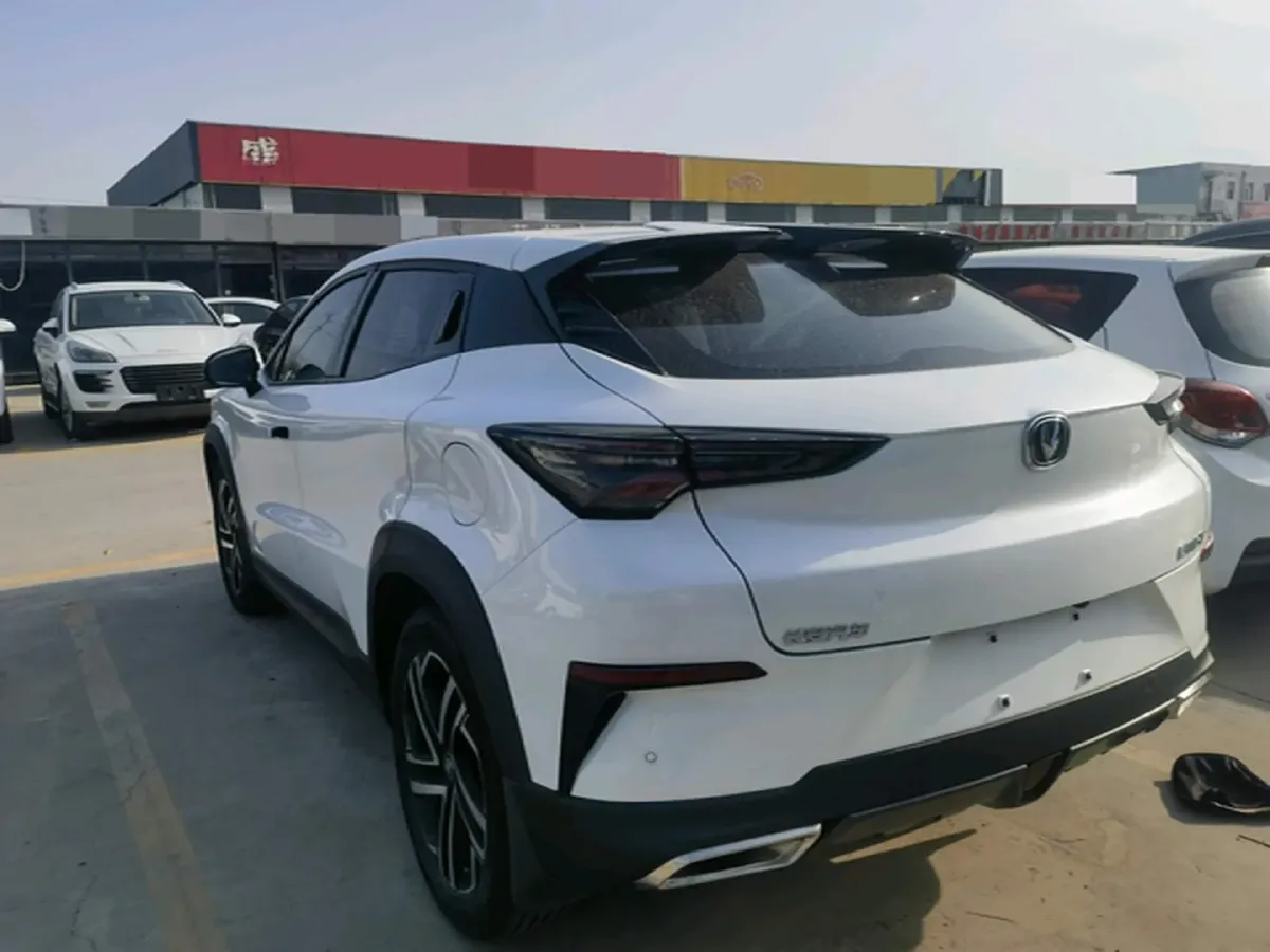 2020 ChangAn UNI-T 1.5T 180HP L4 7DCT,autocango,china used car exporter,china ev exporter,chinese used car exporter,chinese used ev exporter