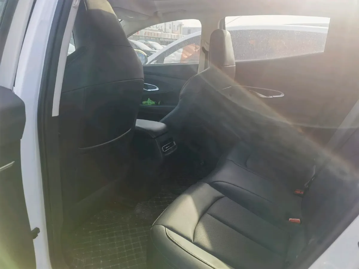 2020 ChangAn UNI-T 1.5T 180HP L4 7DCT,autocango,china used car exporter,china ev exporter,chinese used car exporter,chinese used ev exporter